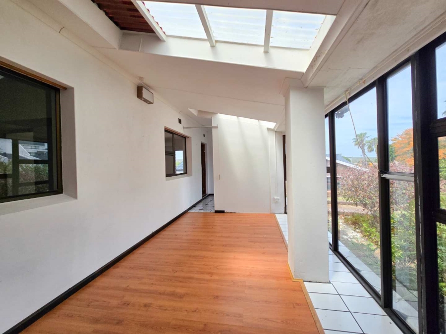 2 Bedroom Property for Sale in Stilbaai Wes Western Cape